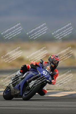 media/Nov-15-2025-Race Pace (Sat) [[8de605a2d8]]/Non Verified Riders (1st 20 Minutes)/Turn 4 (1010am)/